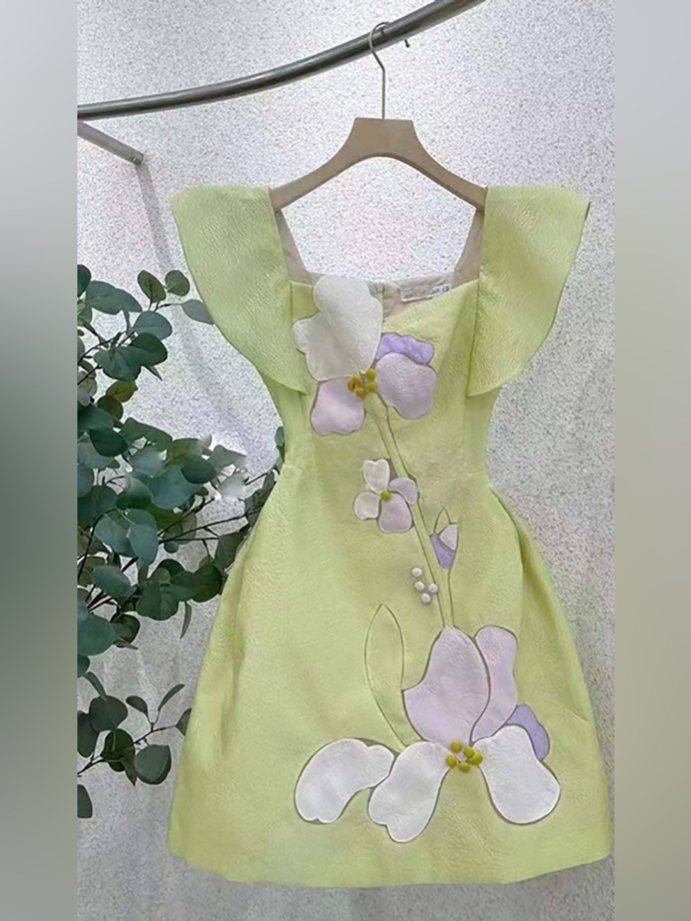 Girls Floral Applique Dress in Pale Lime Green